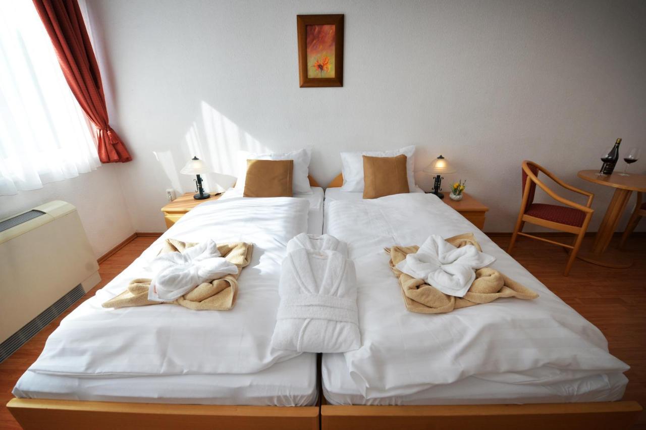 Panorama Hotel Noszvaj Extérieur photo